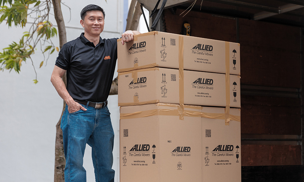 allied-mover-loading-truck